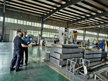 探訪大田馬來(lái)西亞工廠 揭秘銘博創(chuàng)新鋼桶與紙板復(fù)合生產(chǎn)線